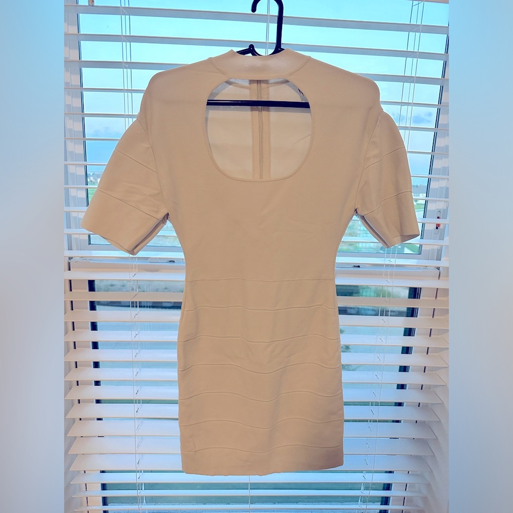 Hervé Léger bodycon white dress, brand new, size 6, not worn even once.